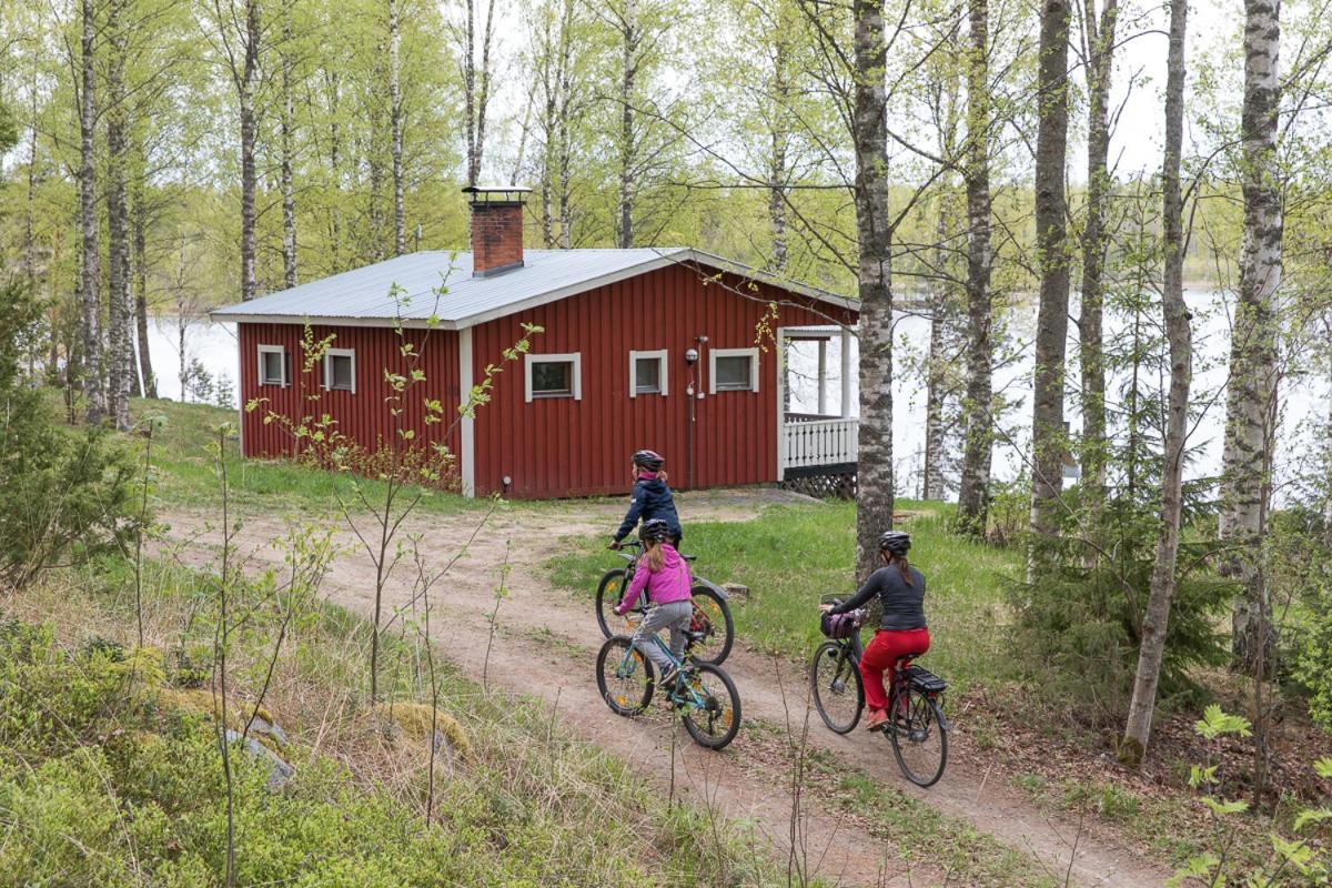 Resort Naaranlahti Cottages ภายนอก รูปภาพ